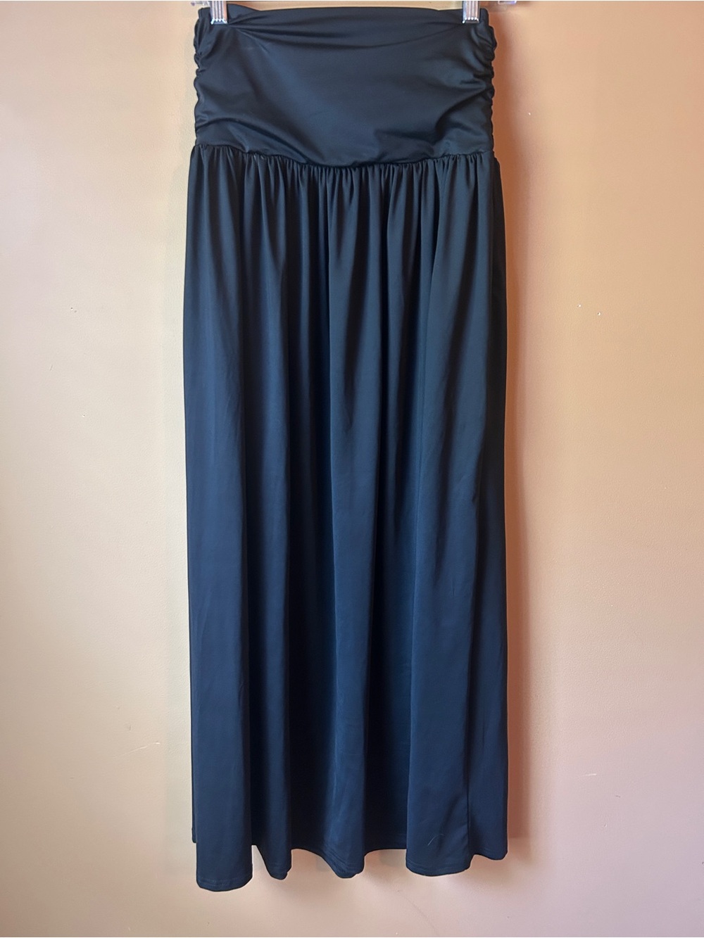 SHEIN Black Ruched Waist Maxi Skirt with Side Slit - Picture 2 of 7